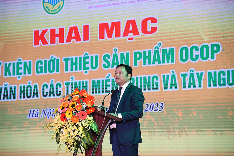 Phó Giám đốc Sở NN&PTNT Hà Nội Tạ Văn Tường phát biểu